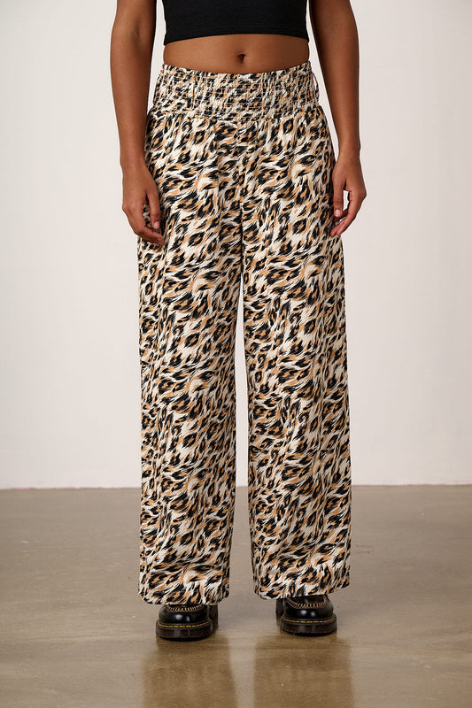 Alex - Wide Leg Trousers Organic Cotton in Leo Swirl