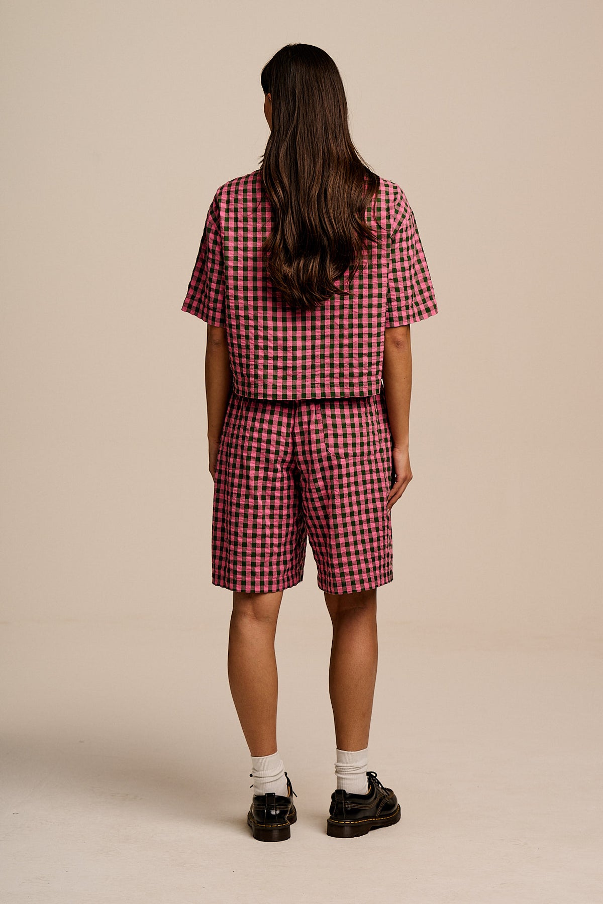 Madero - Knee Length Shorts Organic Cotton Seersucker in Pink & Green Gingham