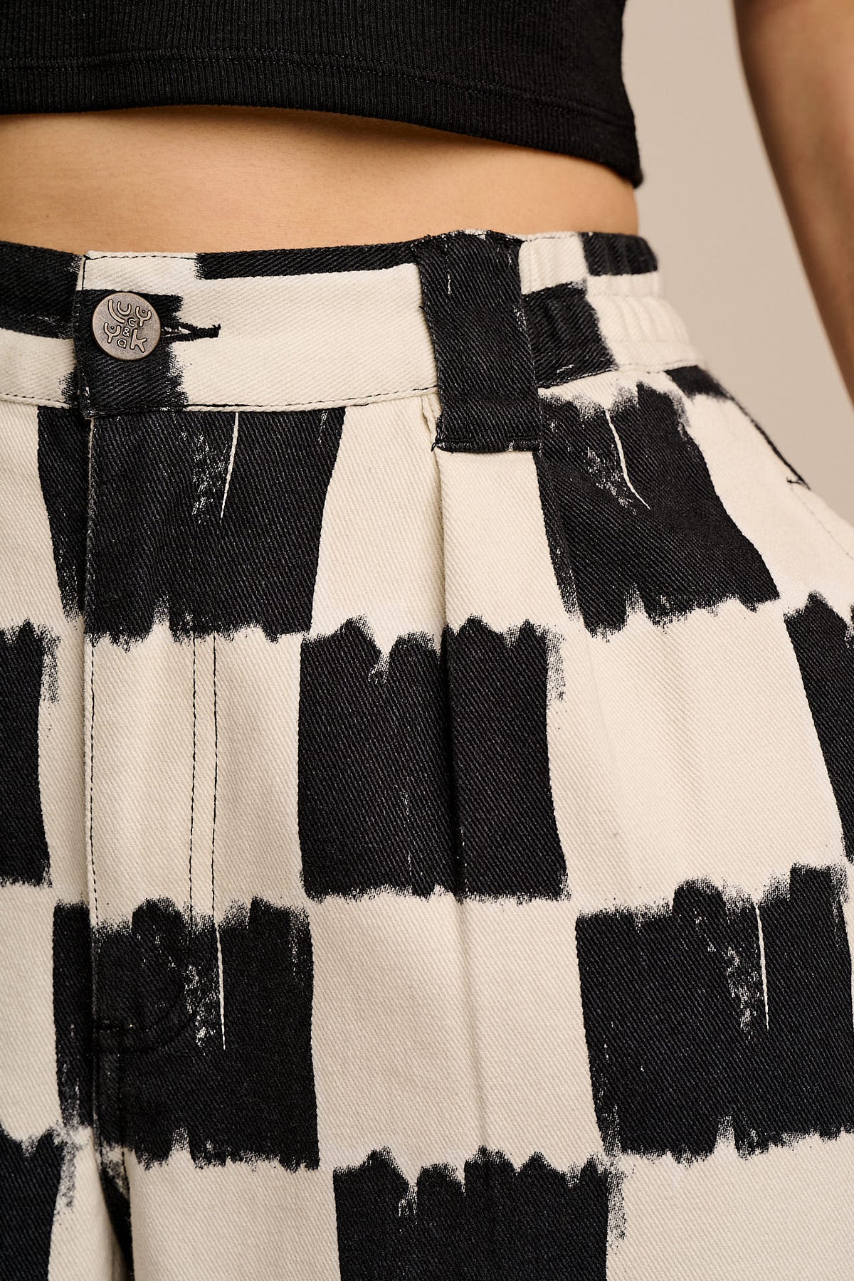 Ashby - Barrel Leg Trousers Organic Cotton in Black & Ecru Blurred Checkerboard