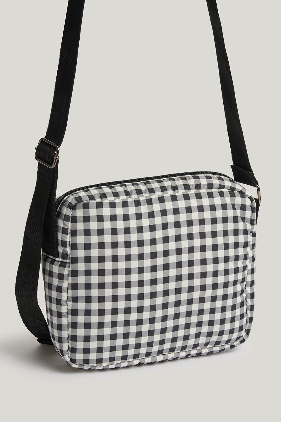 Maddox - Crossbody Bag Recycled Polyester in Black & White Check