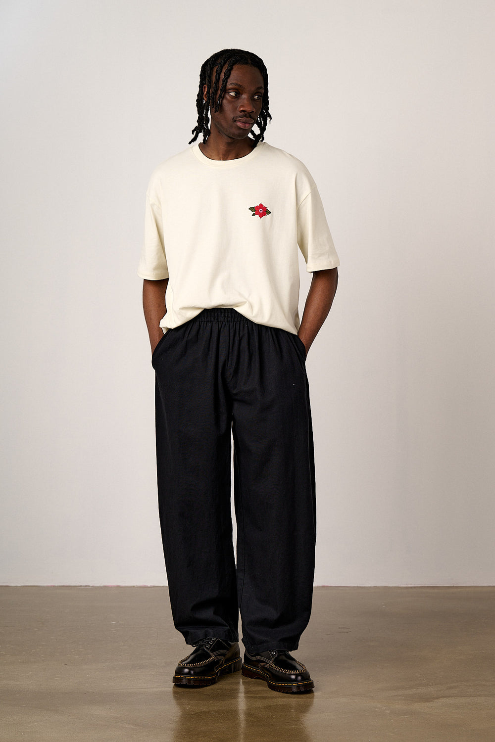 Freddie - Barrel Leg Trousers Organic Cotton in Black