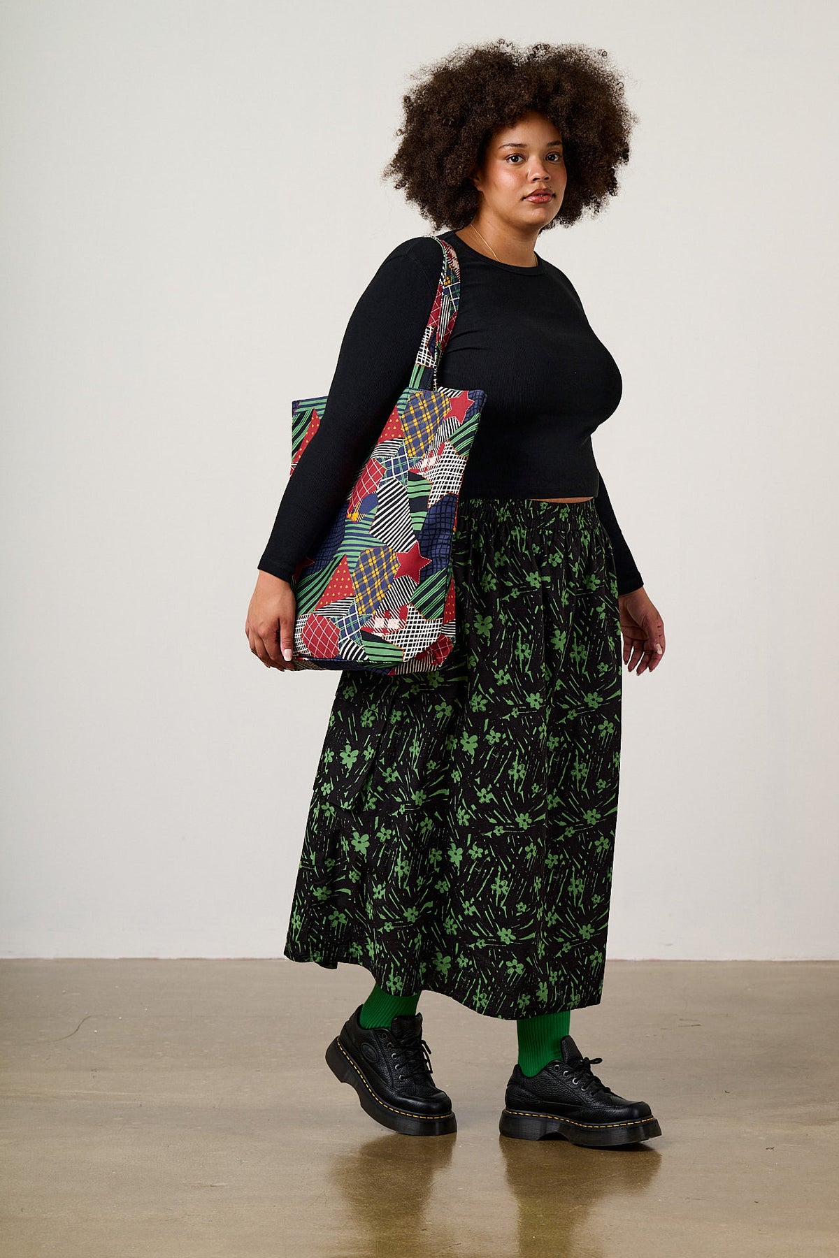 Catalina - Oversized Tote Organic Cotton in Star Patchwork Print