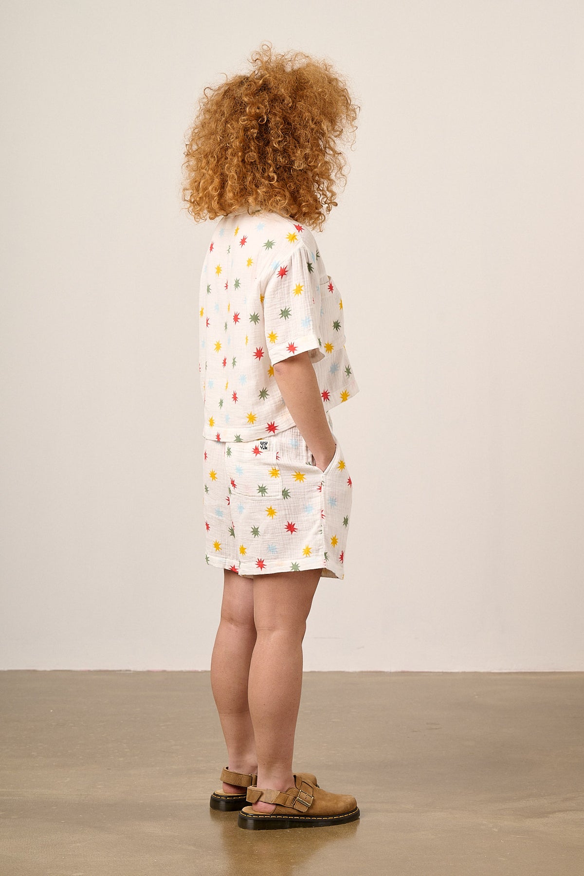Alfie - Shirt Organic Cotton in Ecru Cosmic Folk Stars