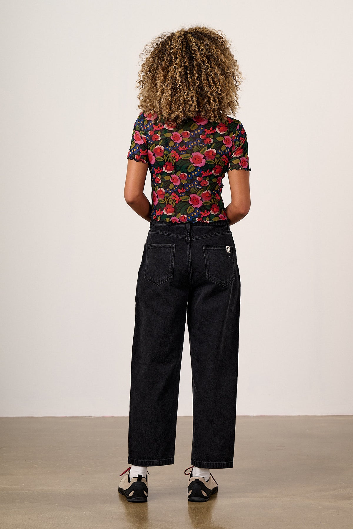 Greta - Cropped Top Mesh in Black Marie Print