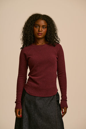Harlow - Organic Cotton Long Sleeve Raglan Tee in Grape Wine