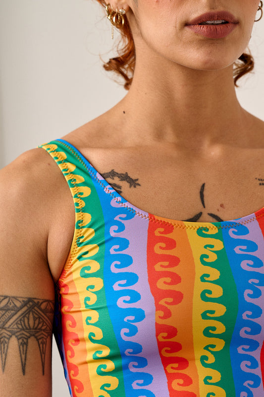 Kara - Tankini Top Recycled Polyester in Rainbow Wave