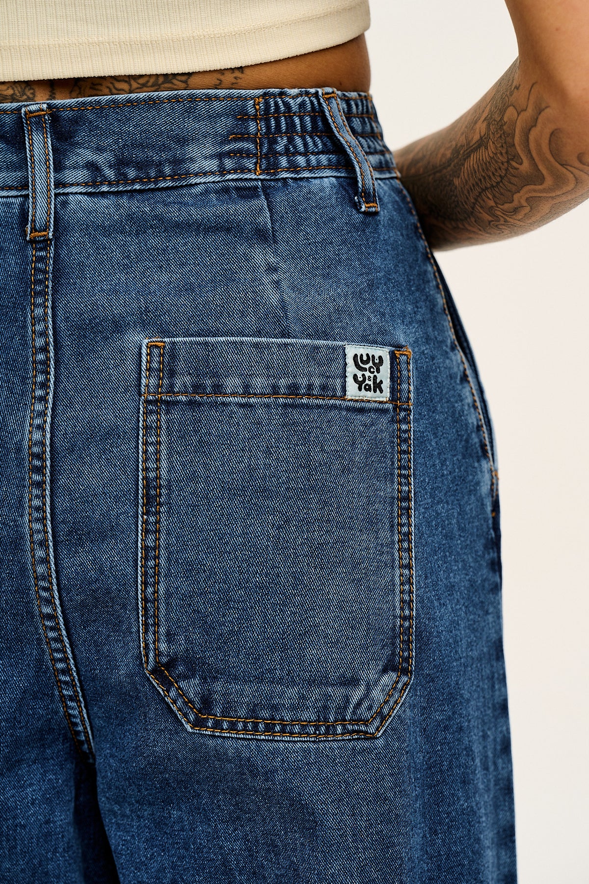 Cole - Wide Leg Jeans Organic Cotton Denim in Mid Wash Blue