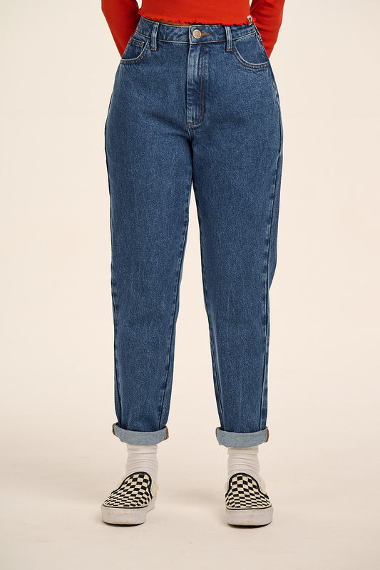Dana - Mom Jeans Organic Cotton Denim in Mid Wash Blue