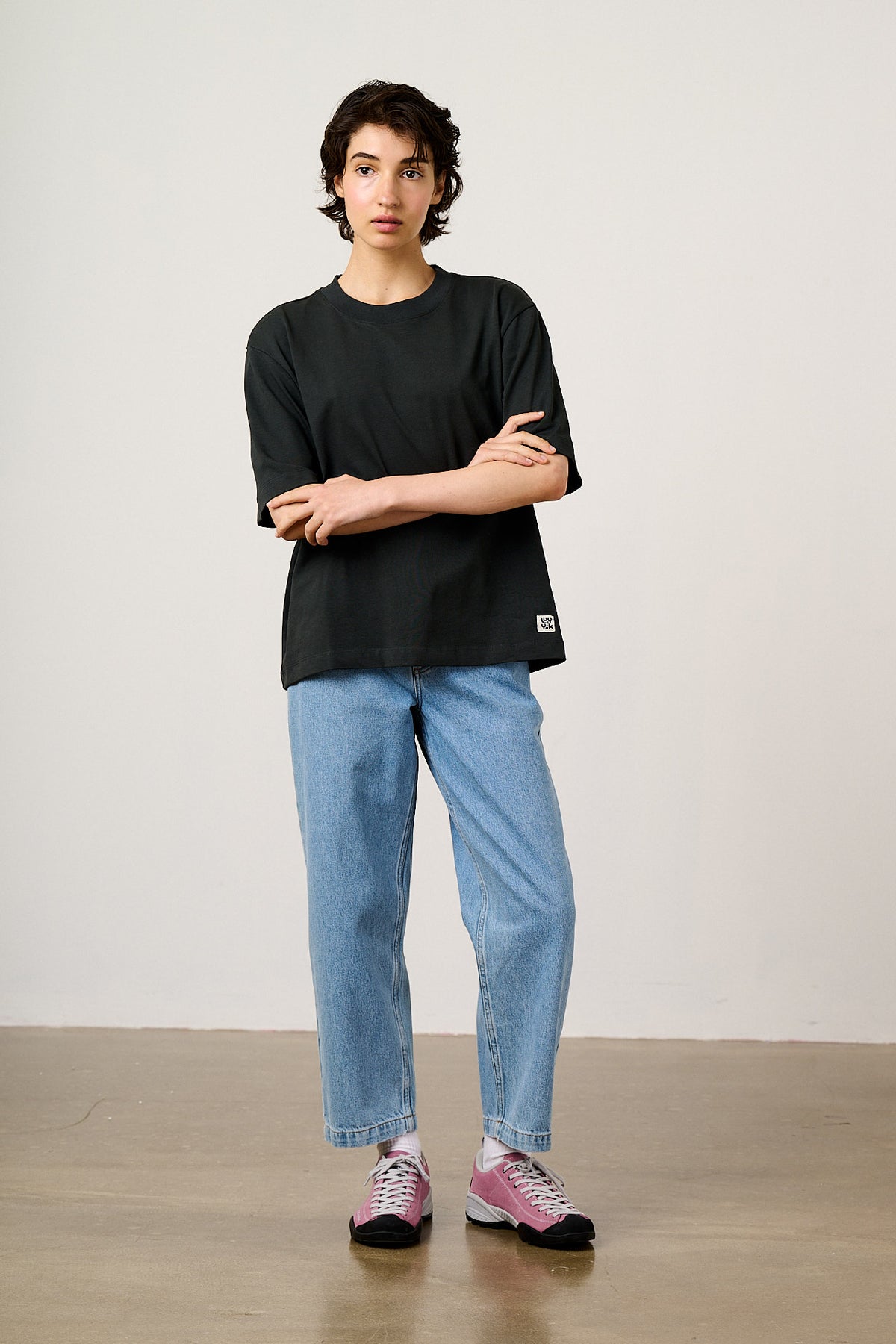 Noa - Boxy T-Shirt Organic Cotton in Charcoal