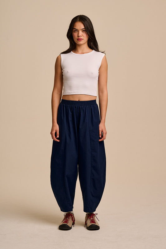 Obregon - Barrel Leg Trousers - Organic Cotton in Navy