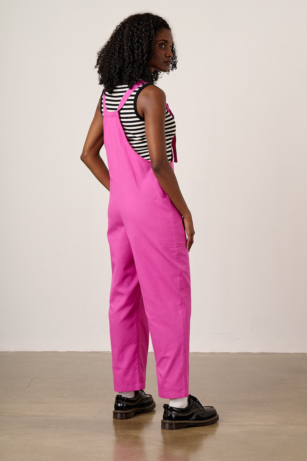 Una - Cropped Straight Leg Dungarees Organic Cotton in Purple Orchid