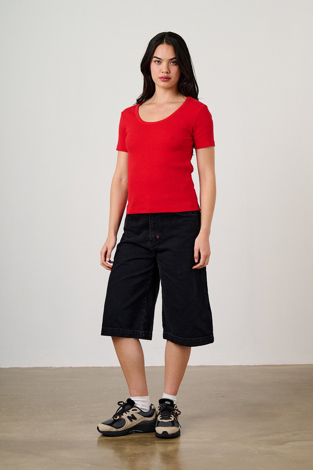 Vita - Scoop Neck T-Shirt Organic Cotton in Red