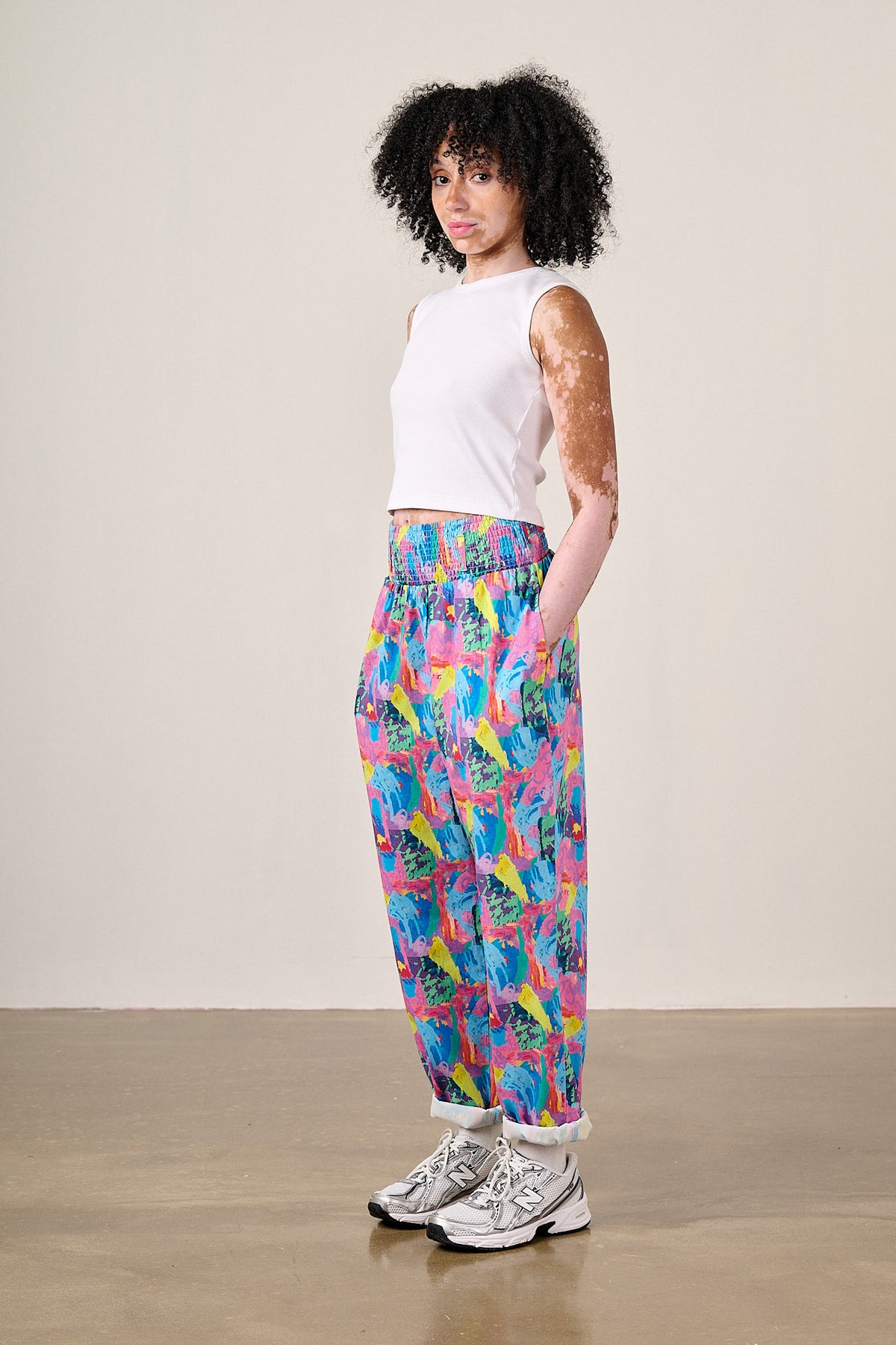L.E Alexa - Cotton Trousers in Arthouse & Yak
