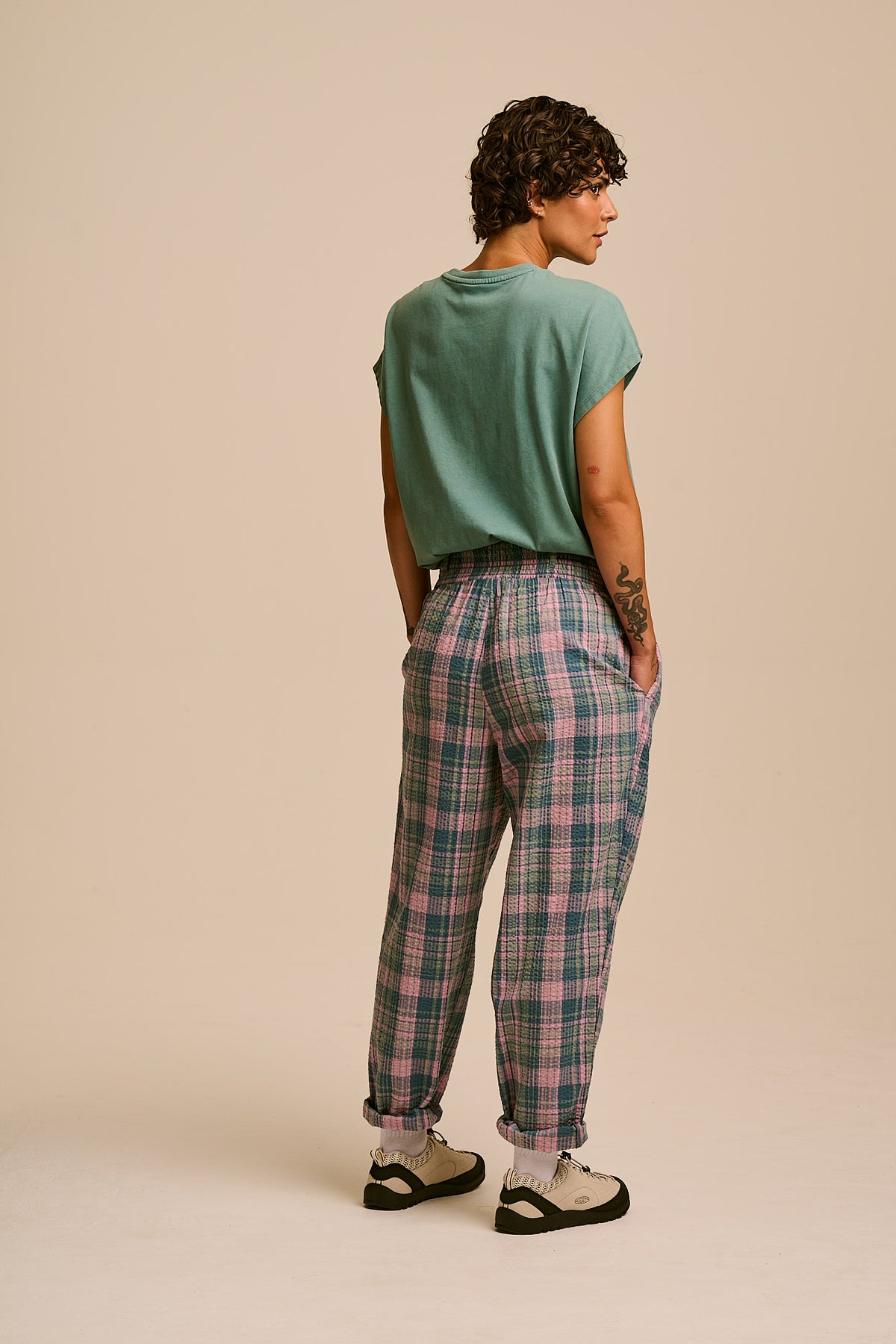 Alexa - Tapered Leg Trousers Organic Cotton Seersucker in Palace Check