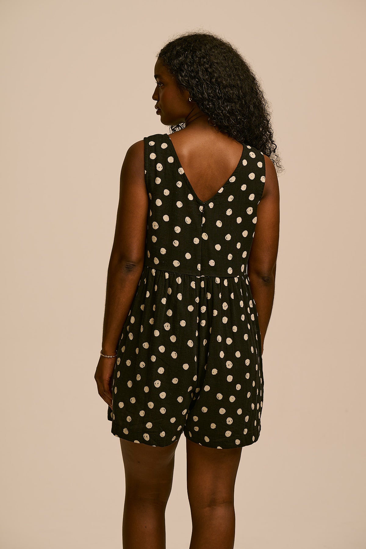 Alisa - Gathered Waist Playsuit Organic Cotton Double Gauze in Black & Ecru Polka Dot