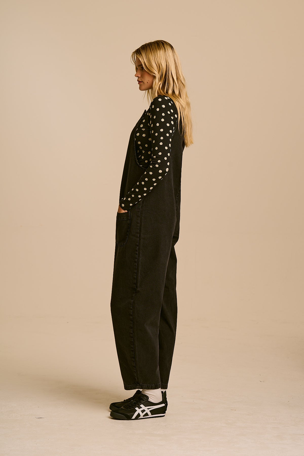 Ara - Barrel Leg Dungarees Organic Cotton Denim in Washed Black