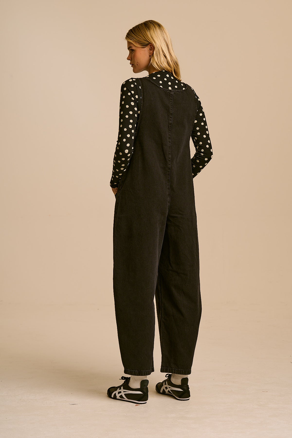 Ara - Barrel Leg Dungarees Organic Cotton Denim in Washed Black