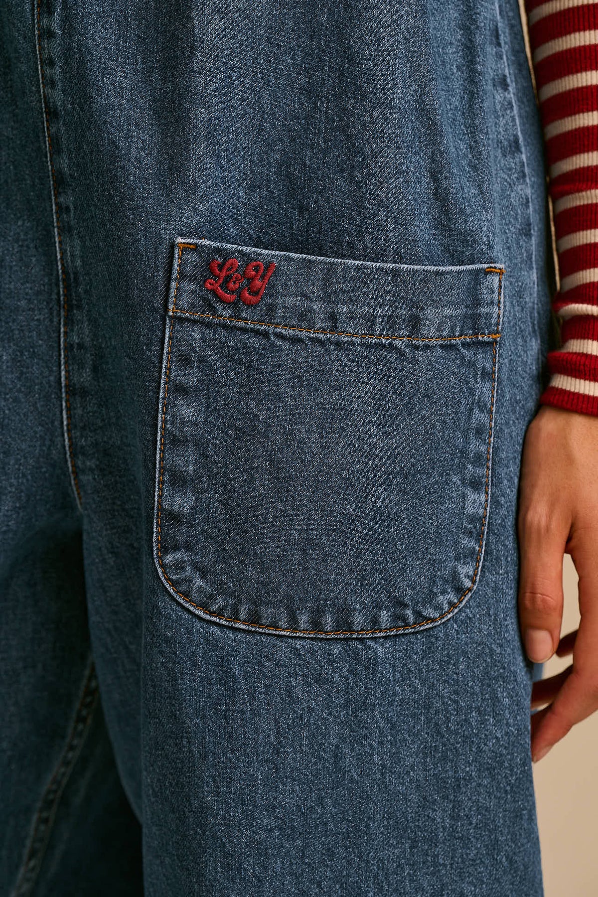 Ara - Barrel Leg Dungarees Organic Cotton Denim in New Mid Wash