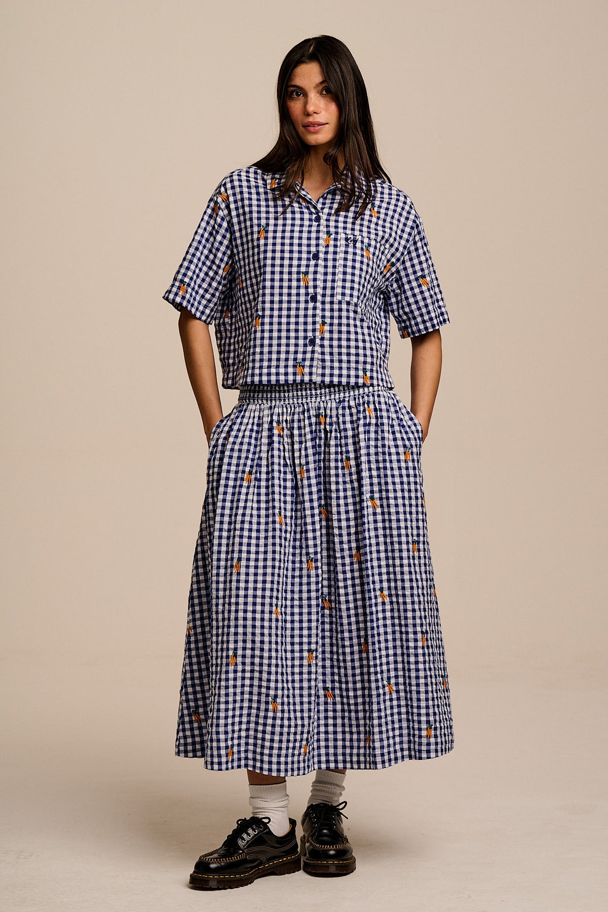 Archer - Cotton Shirt in Gingham with Carrot Embroidery