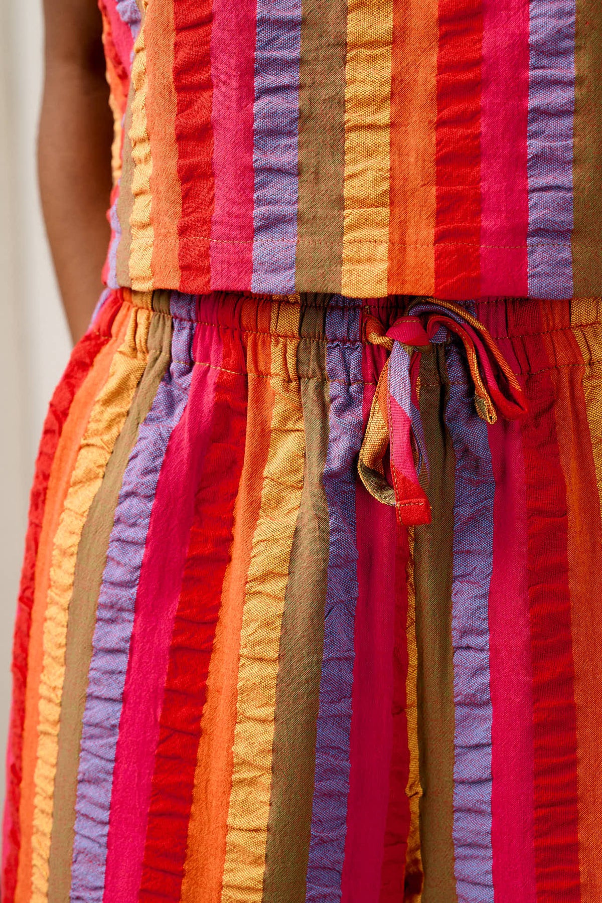 Norris - Wide Leg Trousers Organic Cotton Seersucker in Wide Rainbow Stripe