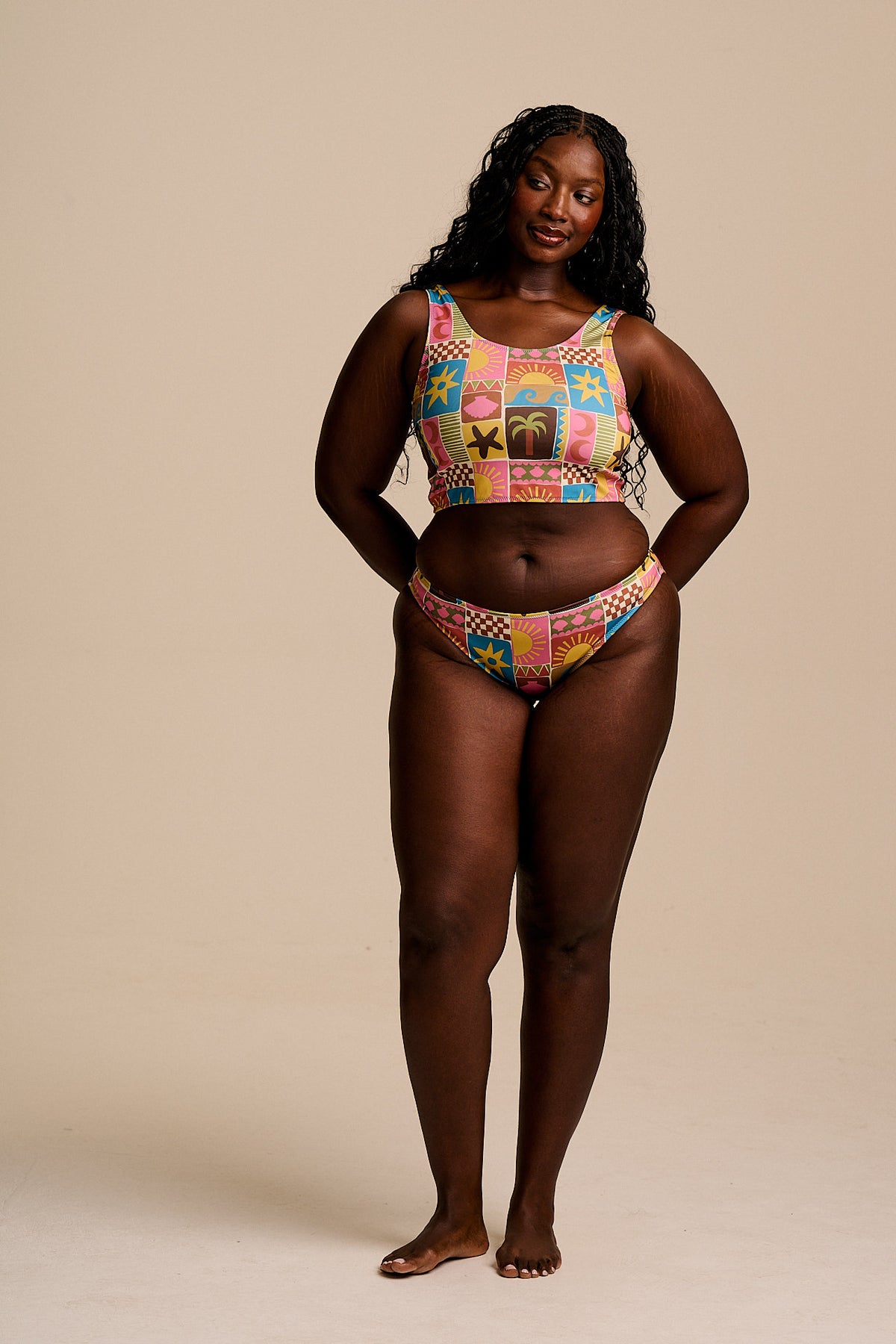 Aria - Low Rise Bikini Bottoms Recycled Polyester in Coastal Tile