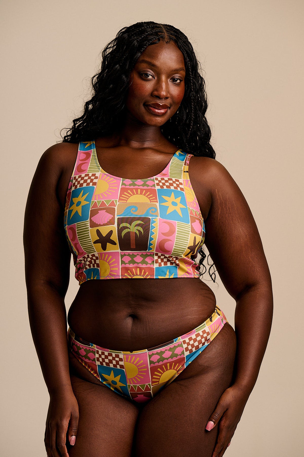 Aria - Low Rise Bikini Bottoms Recycled Polyester in Coastal Tile