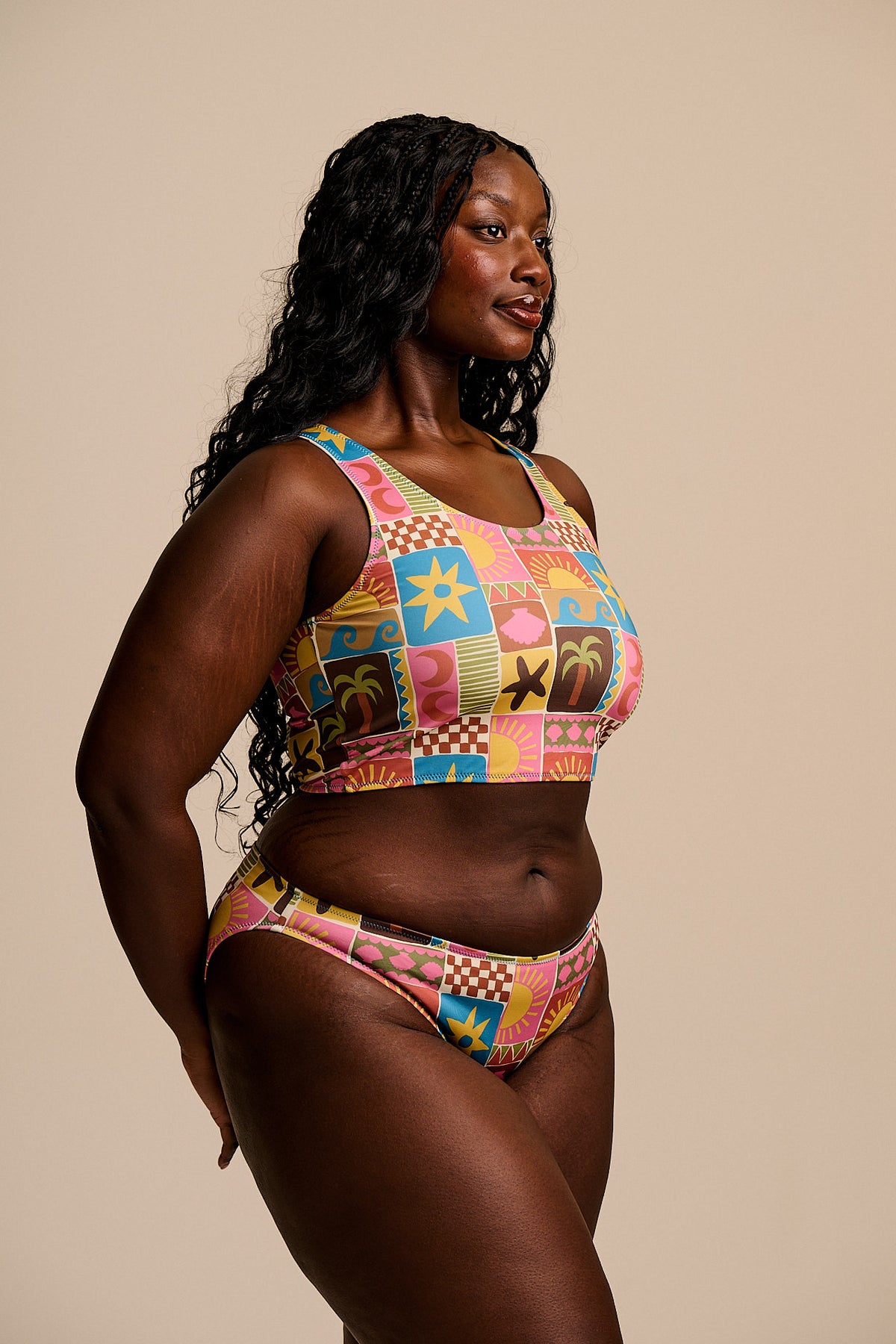 Aria - Low Rise Bikini Bottoms Recycled Polyester in Coastal Tile