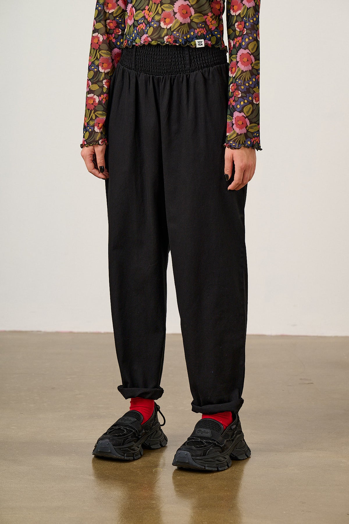 Alexa - Tapered Leg Trousers Organic Cotton in Black