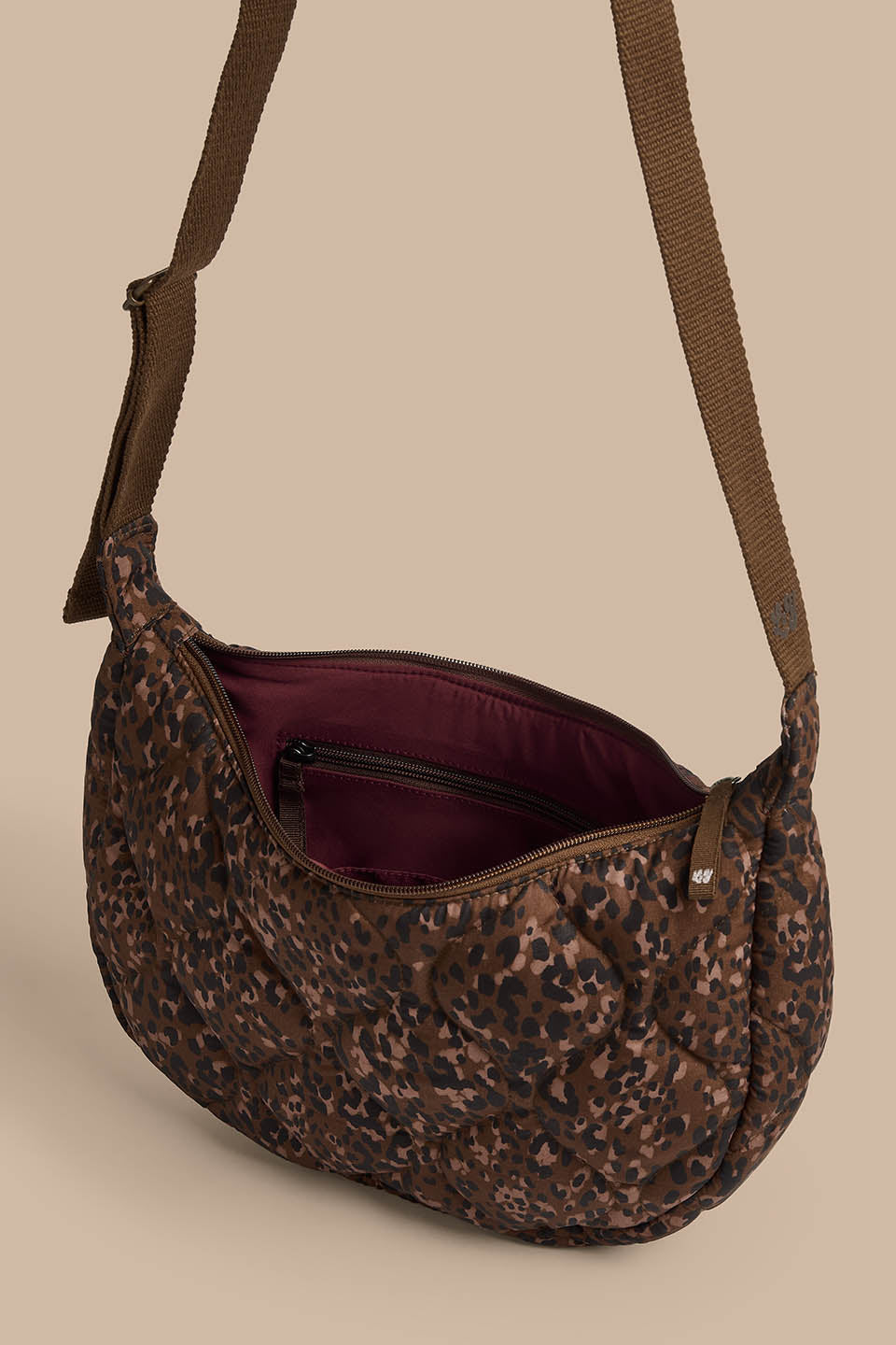 Bryony - Crossbody Bag Recycled Polyester in Animal