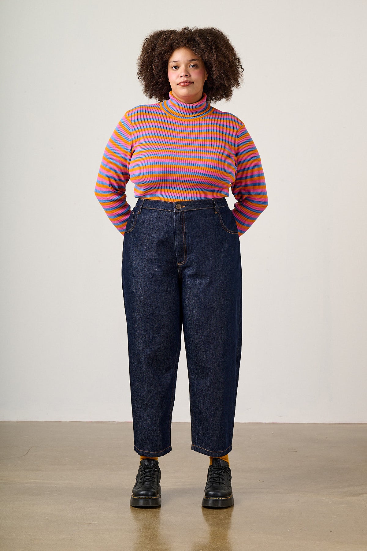 Drew - Cropped Straight Leg Jeans Organic Cotton Denim in Vintage Indigo