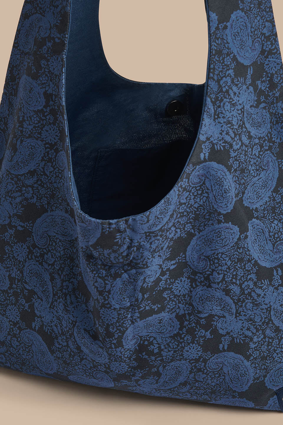 Elas - Tote in Blue Paisley