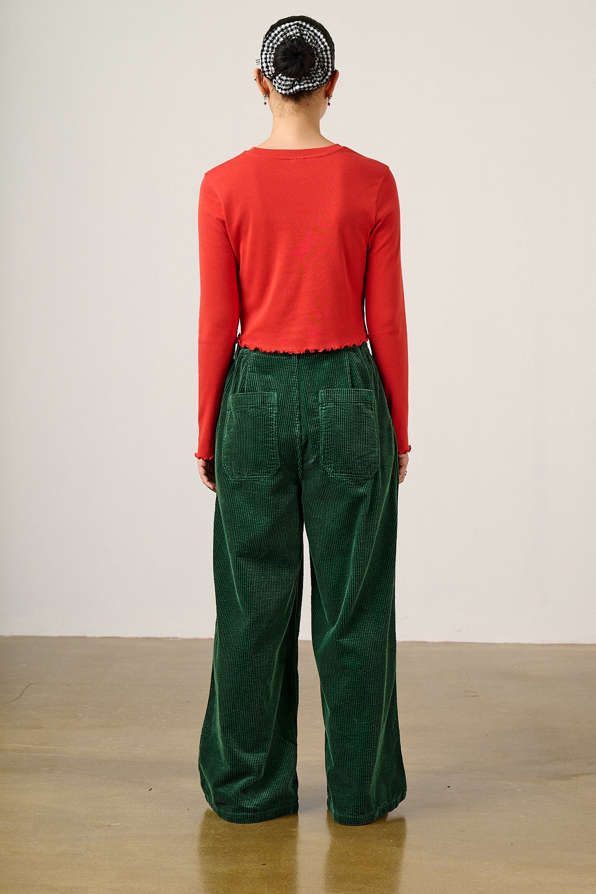 Hansel - Long Sleeve Top Organic Cotton in Red with Sunflower