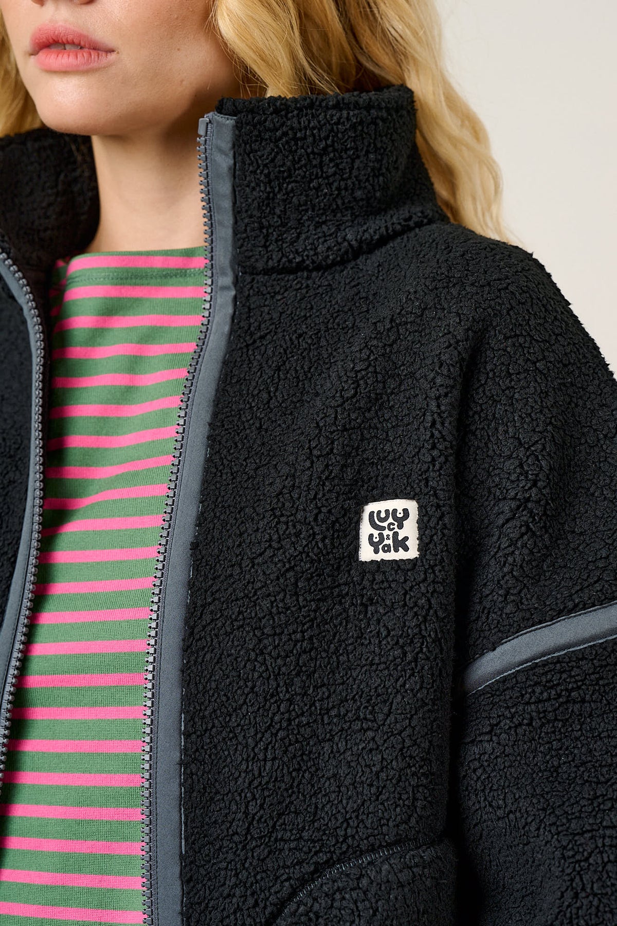 Hayes - Borg Zip Through Fleece in Black