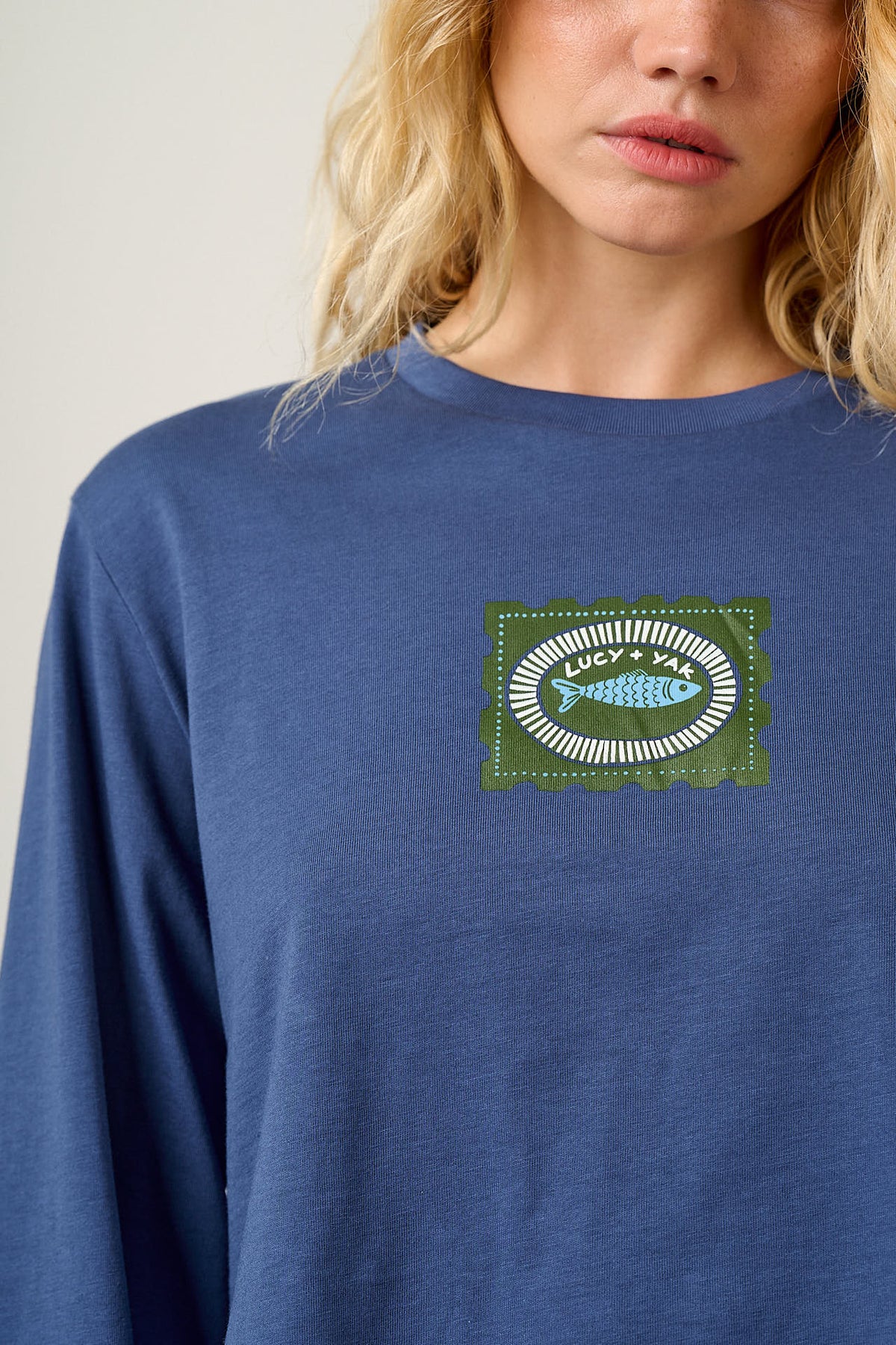 Mio - Long Sleeve T-Shirt Cotton in Navy Sardines