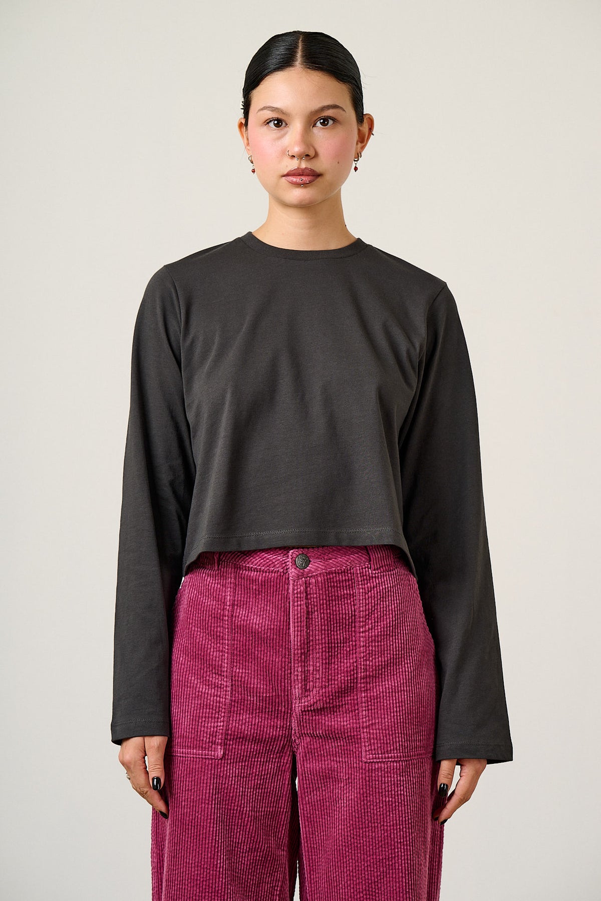 Mio - Long Sleeve T-Shirt Cotton in Charcoal