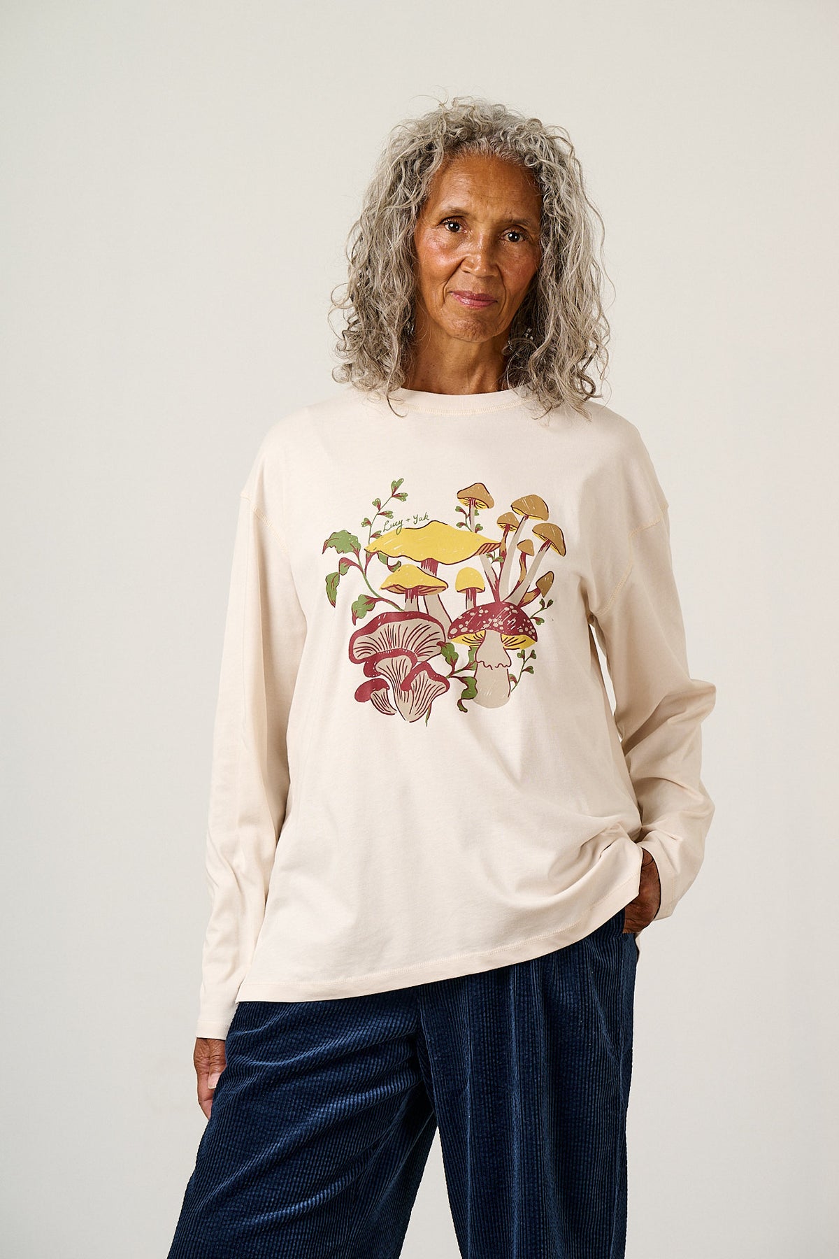 Murat - Long Sleeve T-Shirt Organic Cotton in Mushroom Print
