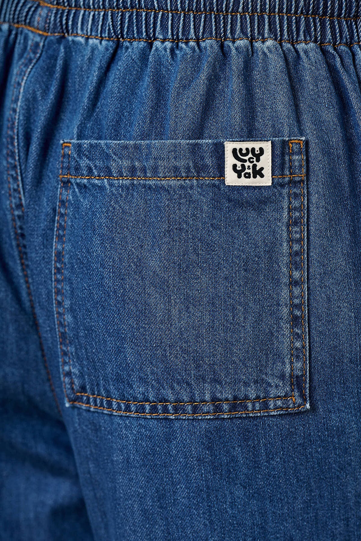Norris - Wide Leg Jeans Organic Cotton Denim in Mid Wash Blue