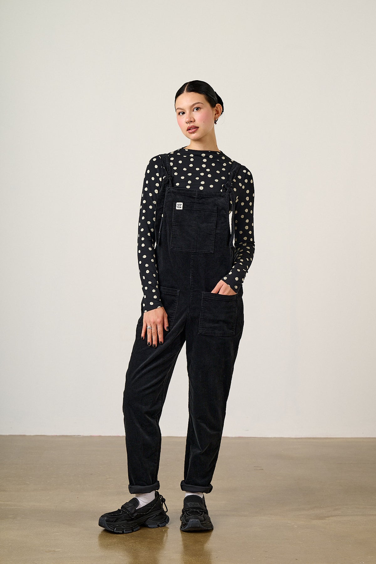 Original - Straight Leg Dungarees Organic Cotton Corduroy in Black