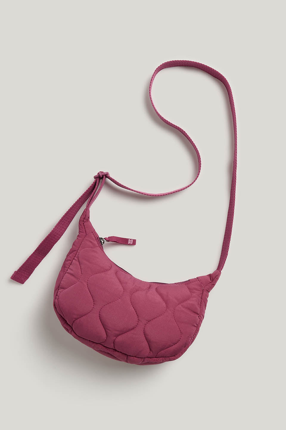 Reims - Crossbody Bag Recycled Polyester in Raspberry