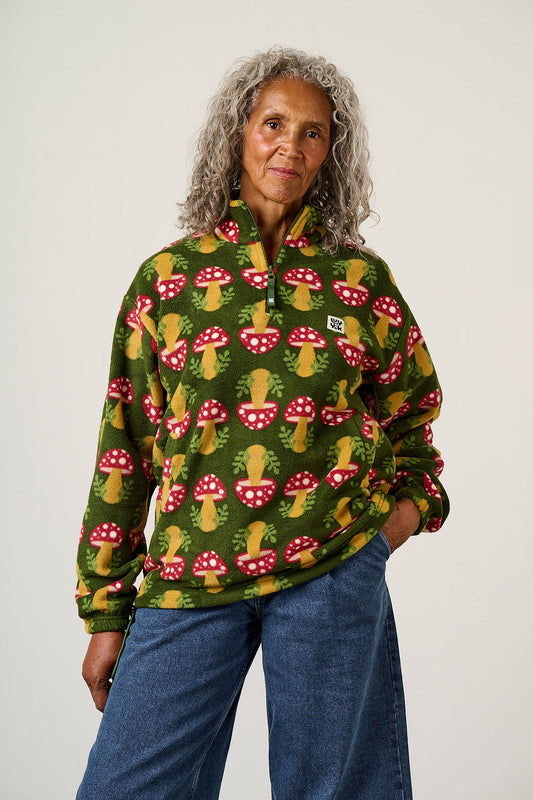Stevie - Recycled Polyester Fleece in Mushroom