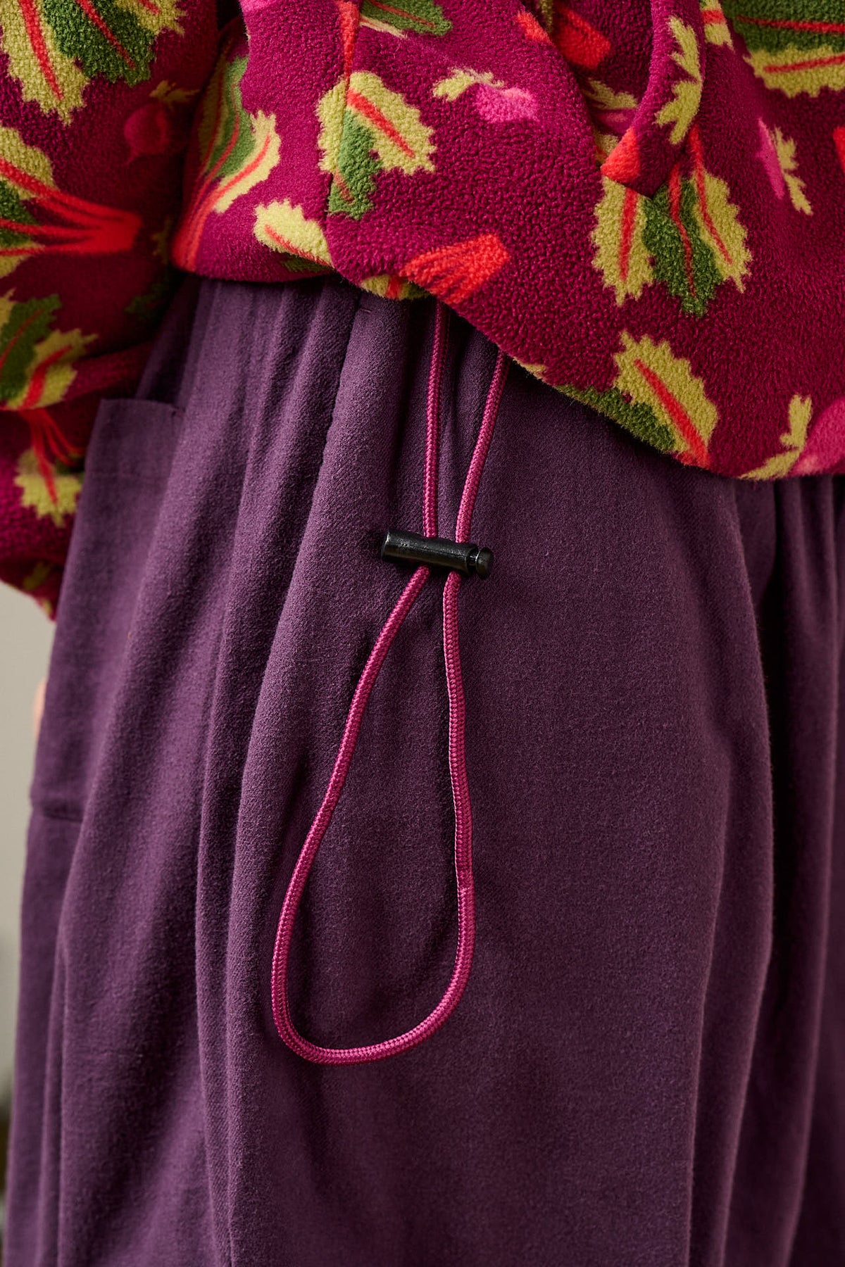 Stevie - Polar Fleece Recycled Polyester in Rhubarb