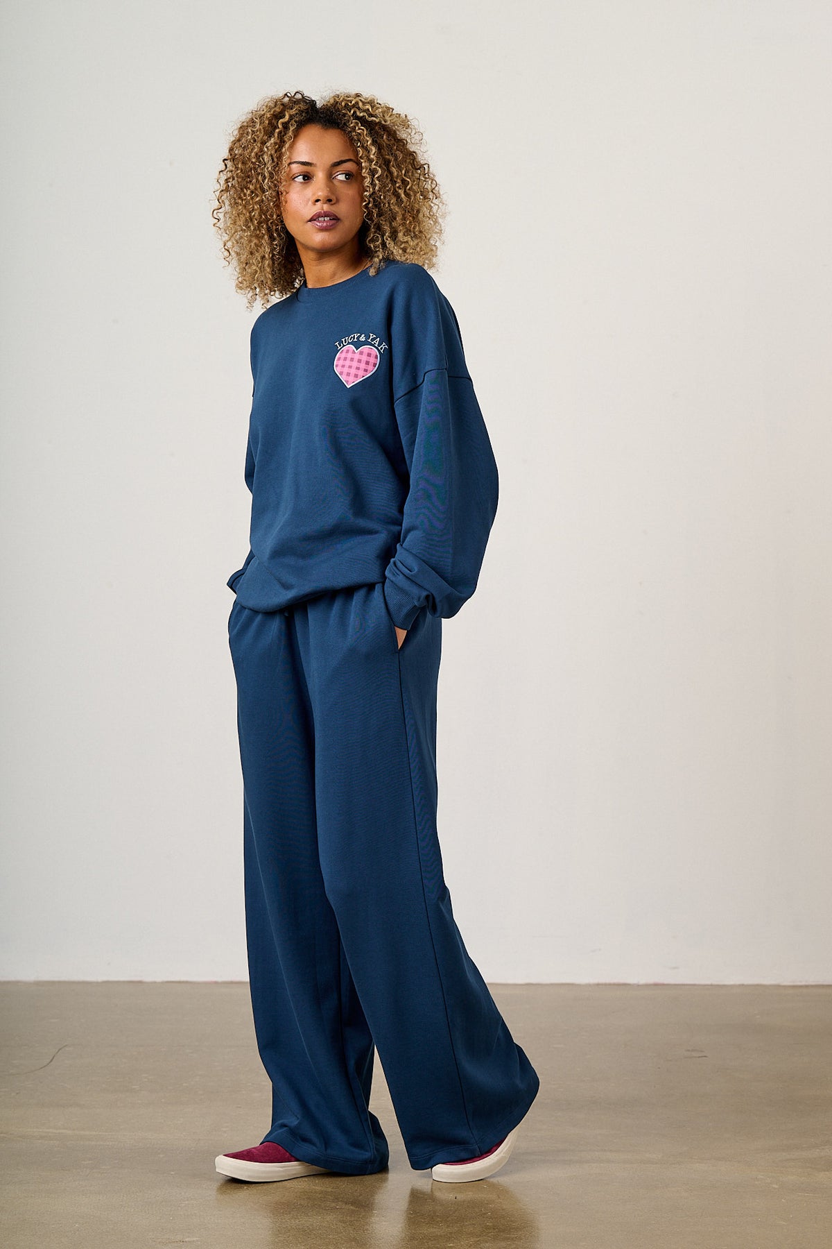 Sutton - Organic Cotton Blend Sweatshirt in Love Heart Applique