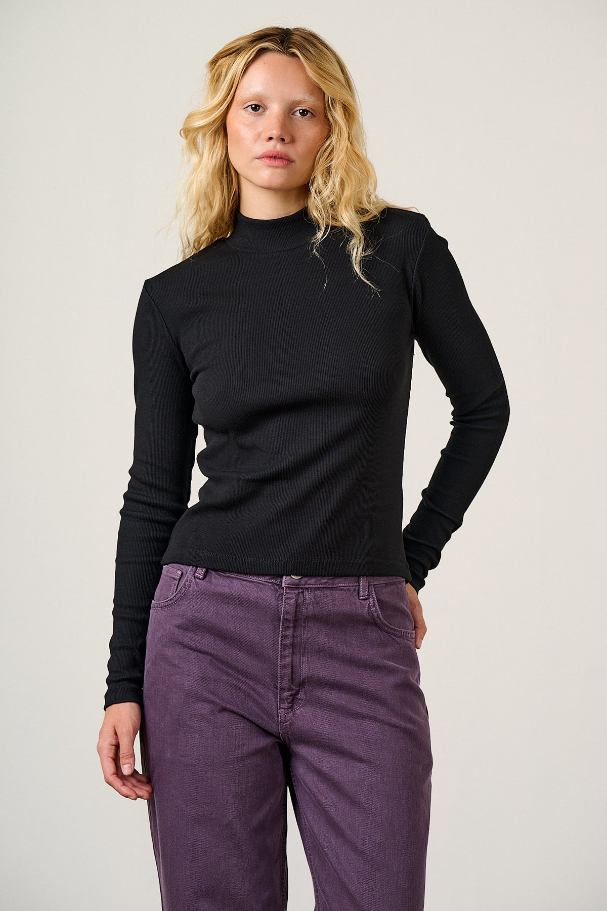 Tia - Long Sleeve Funnel Neck Top Cotton in Black