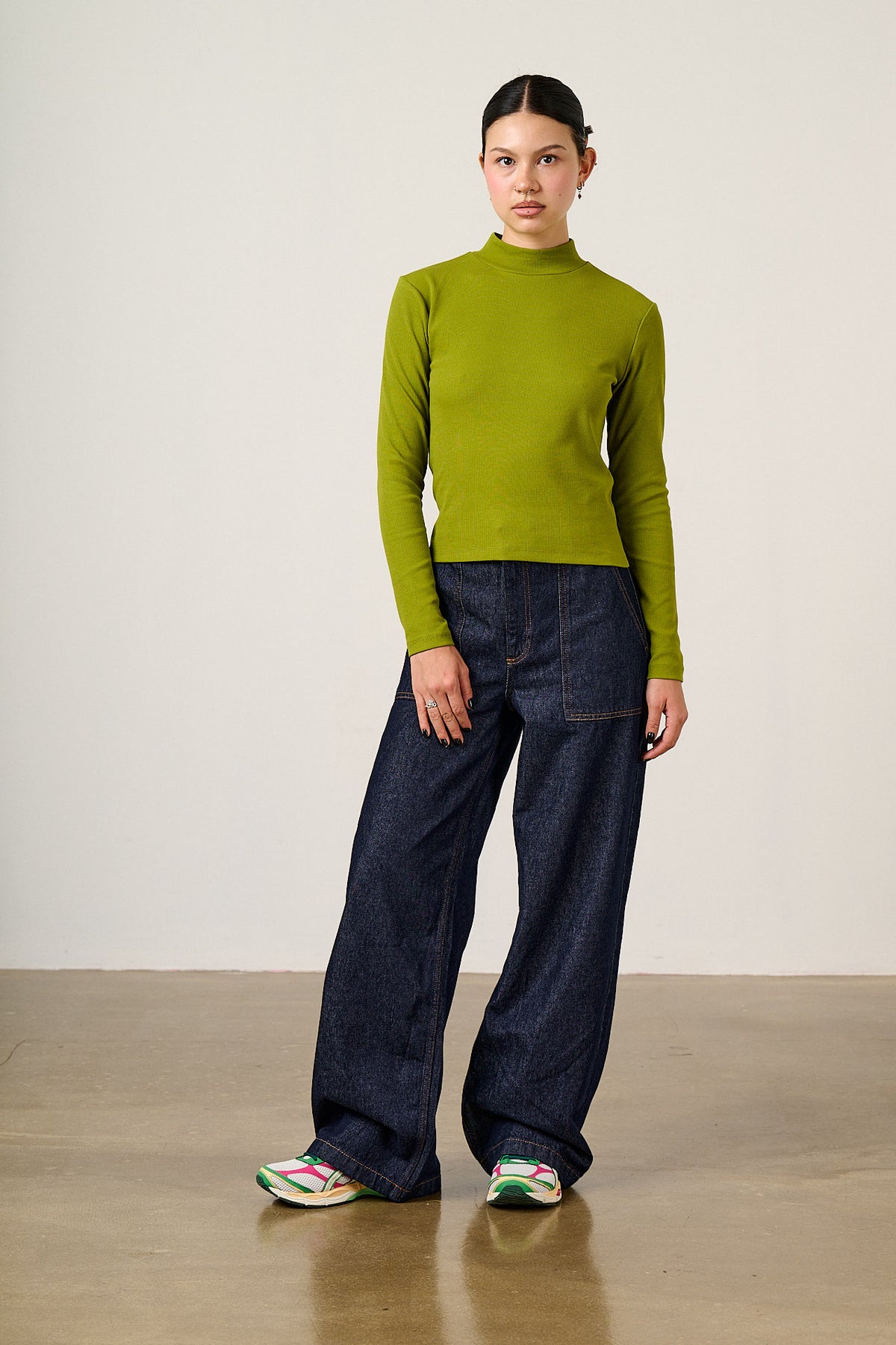 Tia - Long Sleeve Funnel Neck Top Cotton in Cypress Green