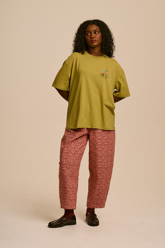 Benny - Oversized T-Shirt Organic Cotton in Green Palace Floral