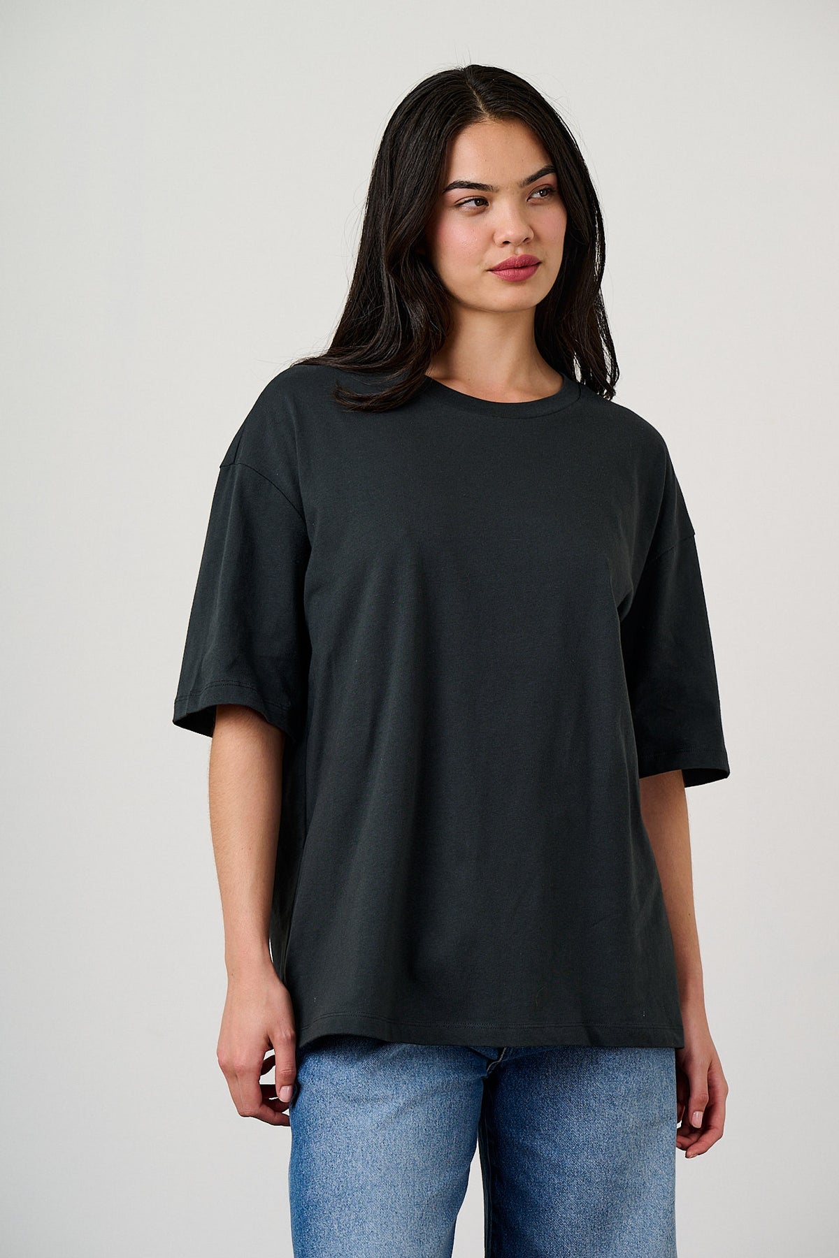 Benny - Oversized T-Shirt - Organic Cotton in Black