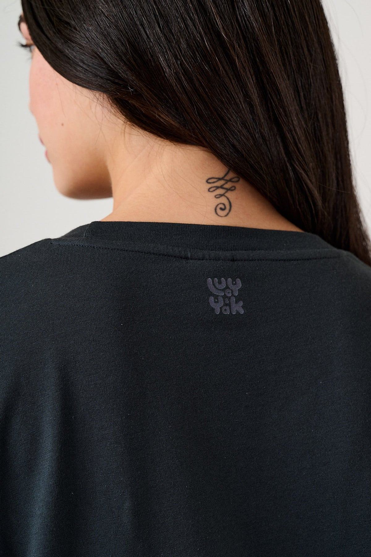 Benny - Oversized T-Shirt - Organic Cotton in Black