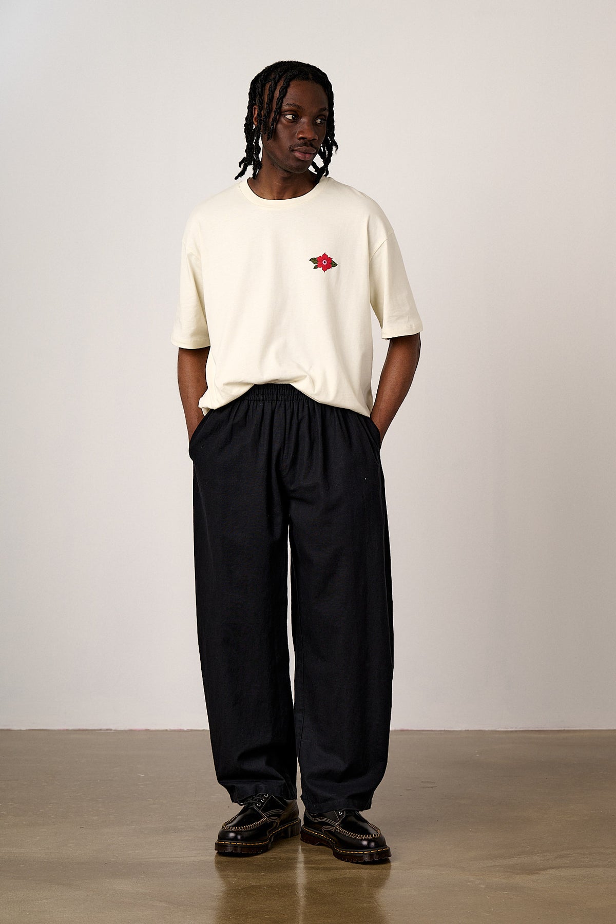 Freddie - Barrel Leg Trousers Organic Cotton in Black
