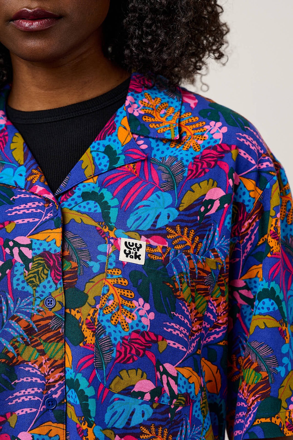 Cam - Shirt ECOVERO Viscose Blend in Wild Expression Print