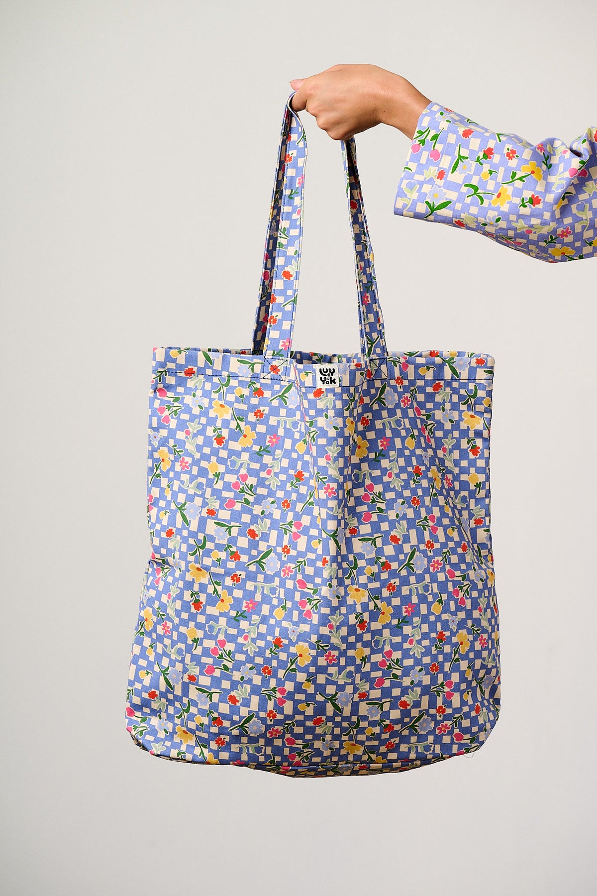 Catalina - Oversized Tote Organic Cotton in Ditsy Floral Checkerboard